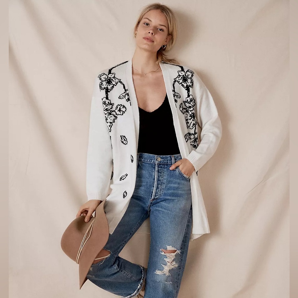 NWT Anthropologie Nadia Flowered Cardigan Small